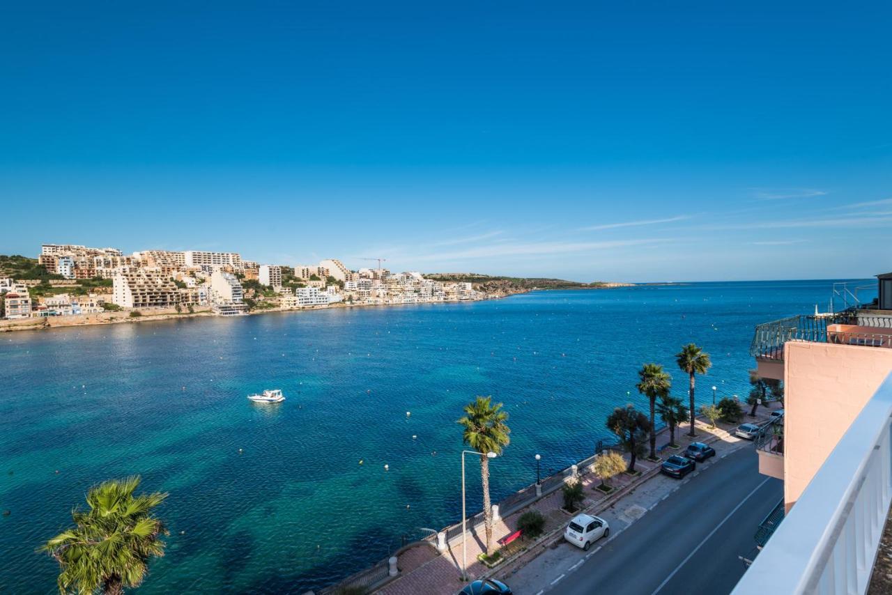 Blue Harbour Seafront Penthouse With Large Terrace With Panoramic Sea Views - By Getawaysmalta Apartamento St. Paul's Bay Exterior foto